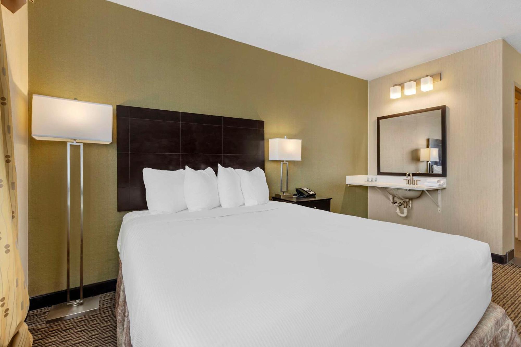Best Western Watertown/Fort Drum Екстер'єр фото